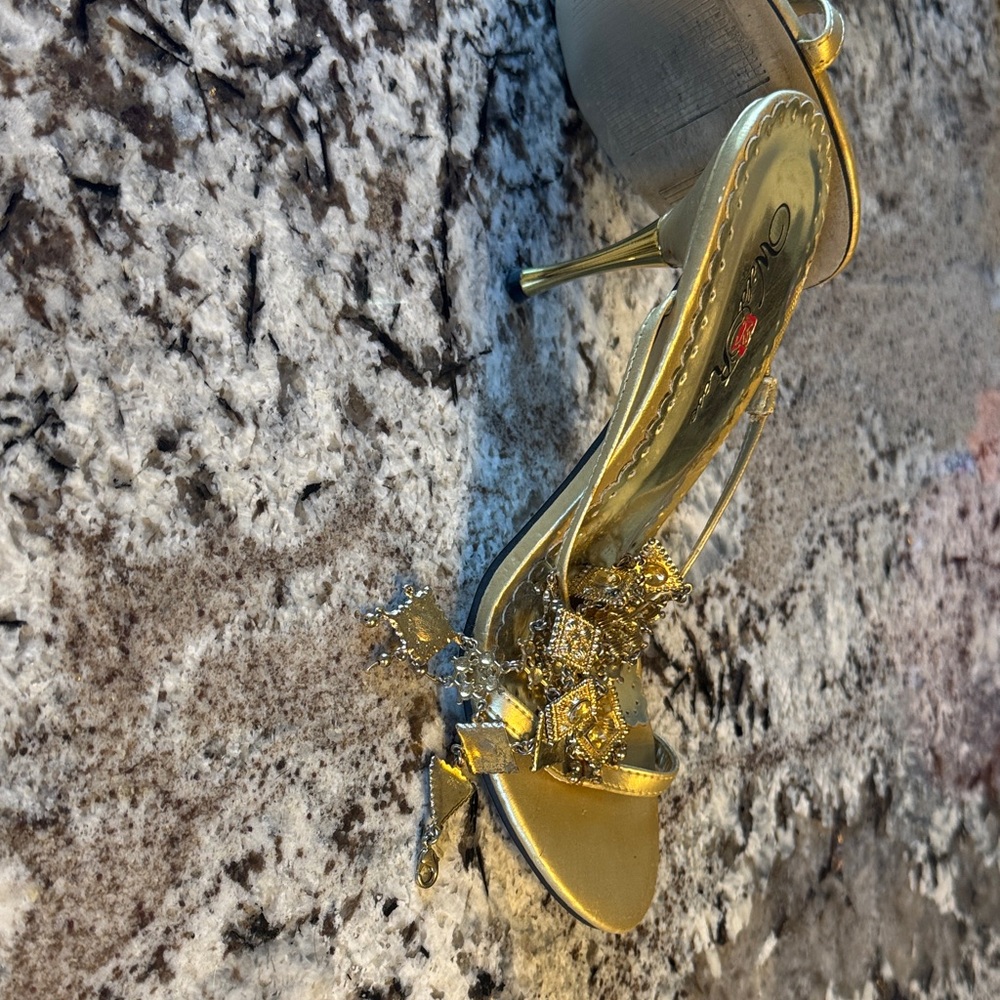 Wild Rose Metallic Gold Jeweled T-Strap Sandals - Picture 6 of 7